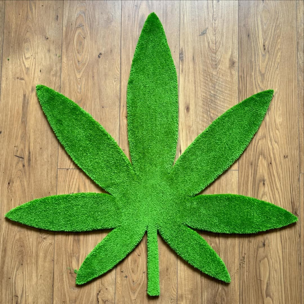 CANNABIS LEAF